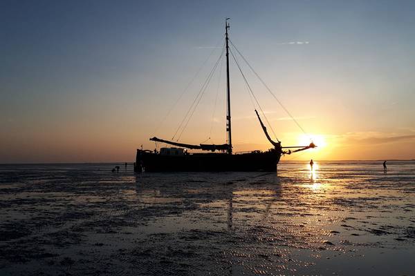 Trockenfallen im Watt - Trockenfallen im niederländischen Wattenmeer